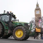 Farmers protest against inheritance tax plan for farms outside Parliament