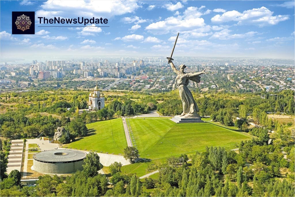 Mother Russia Statue Behind Putin Mother russia statue behind putin: the untold history of the iconic sculpture in ekaterina hall — table of contents...